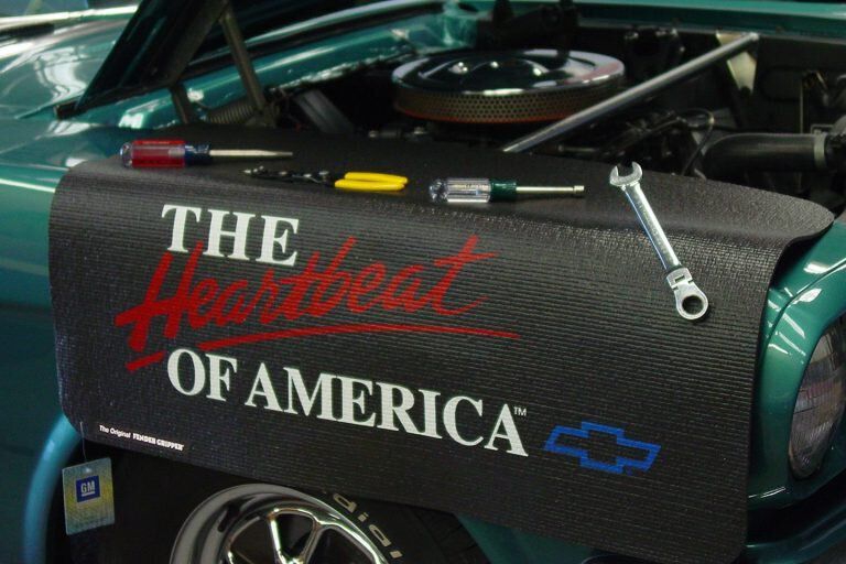 Kotflügelschoner mit - The Heartbeat of America - Logo, Stück