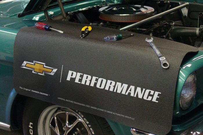 Kotflügelschoner mit  - GM Performance - Logo, Stück